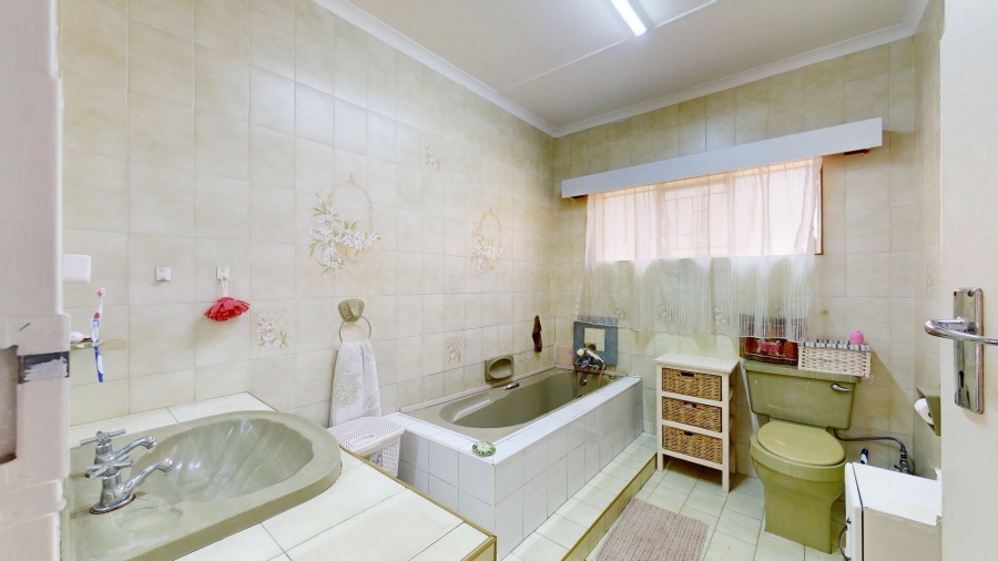 4 Bedroom Property for Sale in Potchefstroom North West